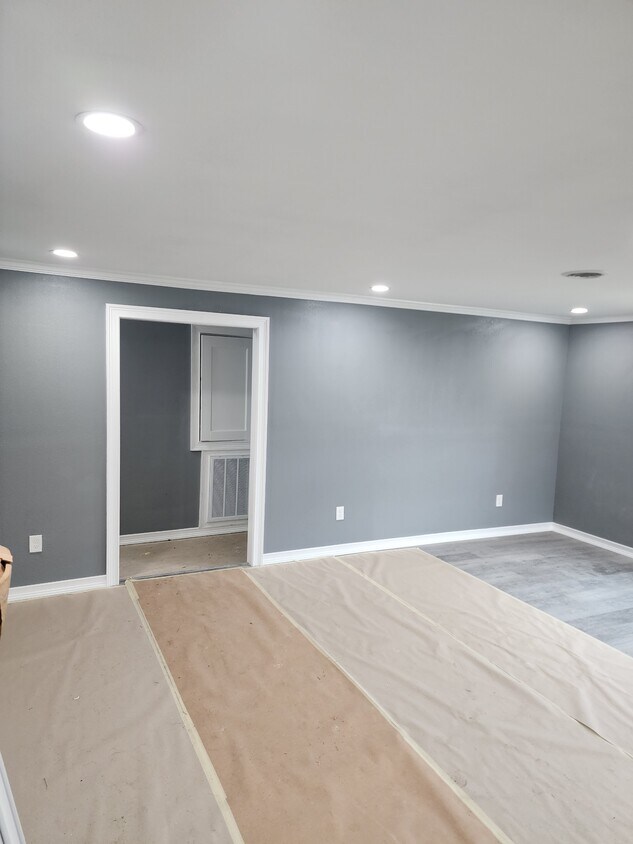 Foto del edificio - 1030 Clairmont Dr