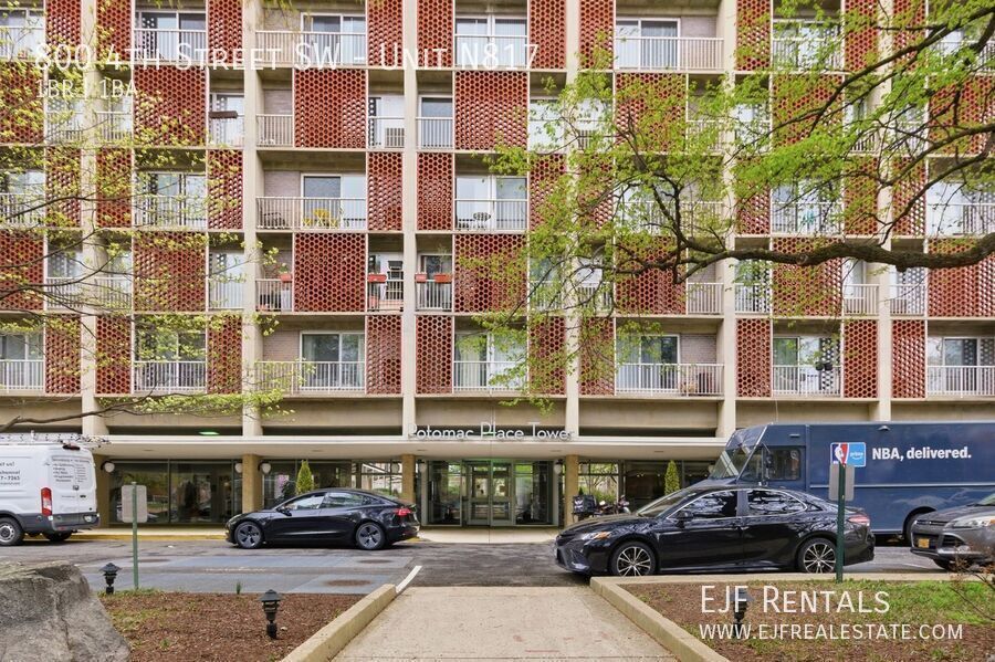 Photo - 800 4th Street SW-Unit N817