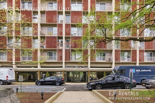 Photo - 800 4th St SW Apartment