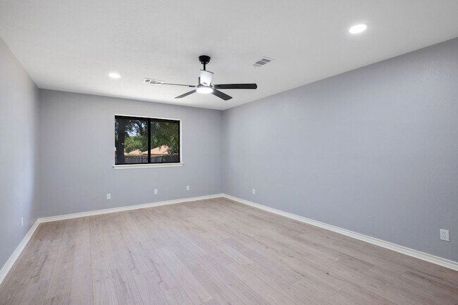 Foto del edificio - 3808 Yellowstone Pl