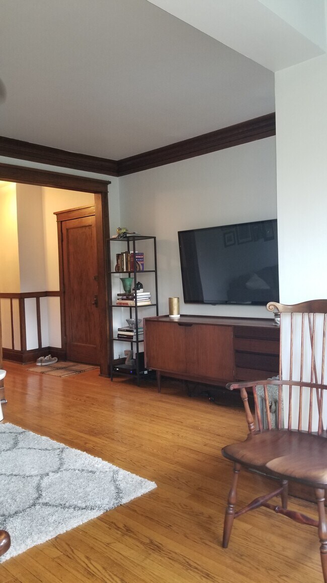 Foto del edificio - 1301 W Eddy St