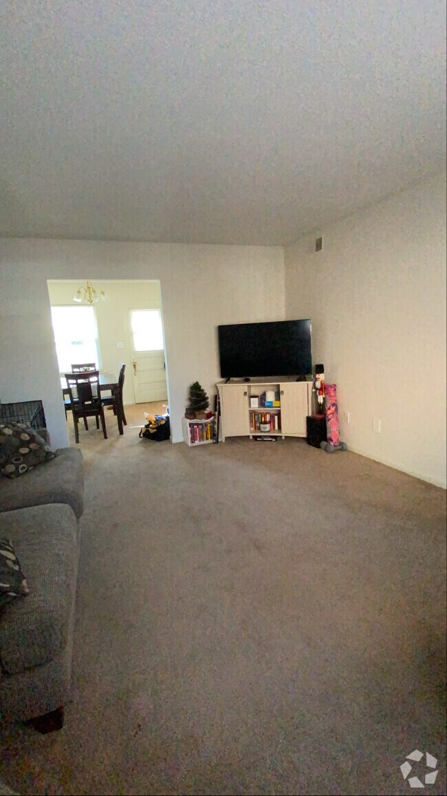 Tower Glen Apartments under 2,500 Greensboro, NC 1 Rentals