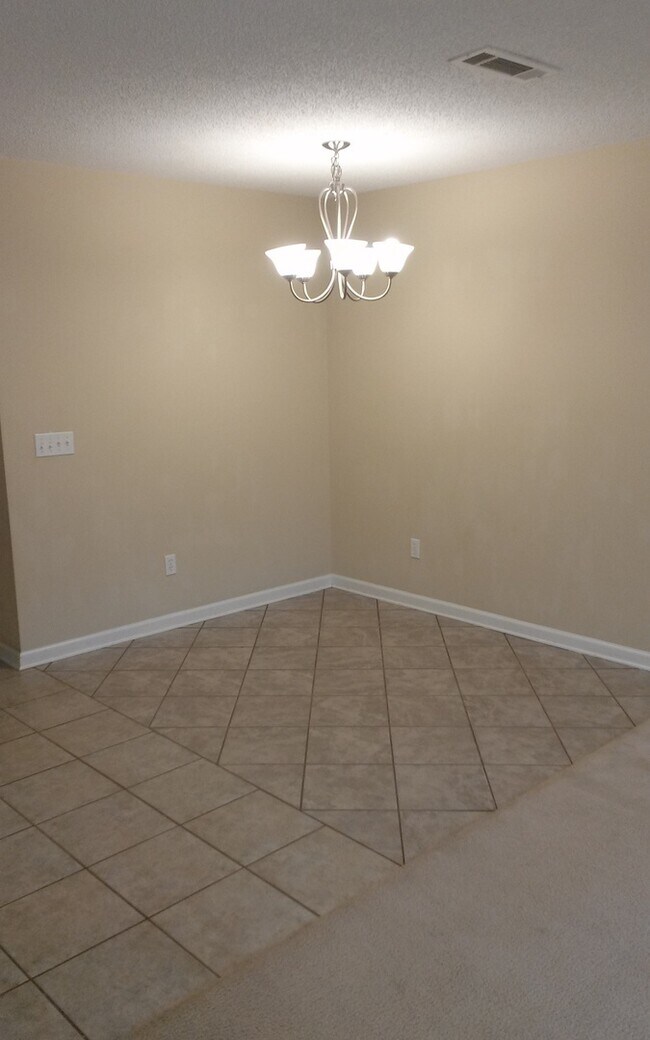 Building Photo - Creekside Subdivision