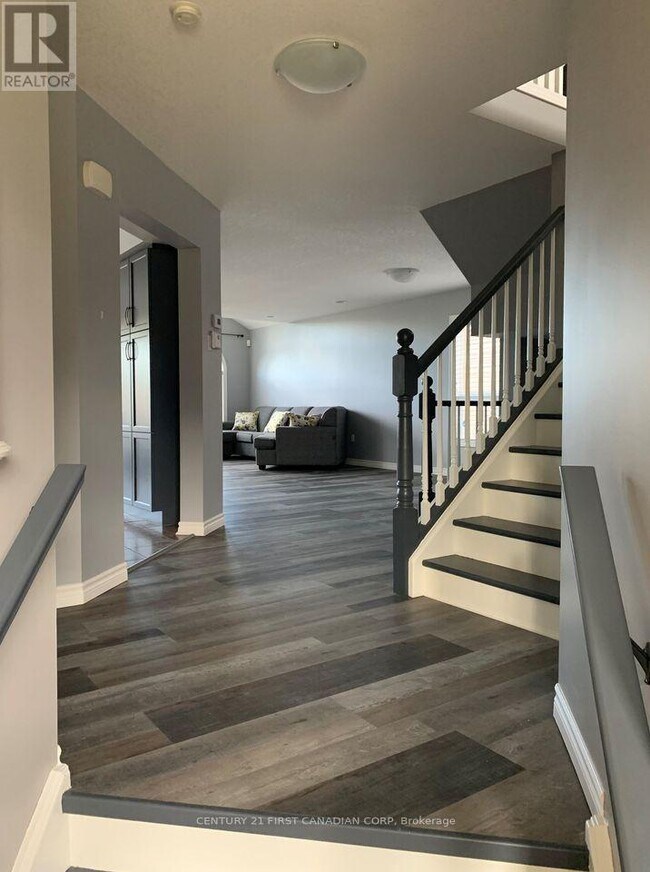Photo du bâtiment - 980 Oakcrossing Rd