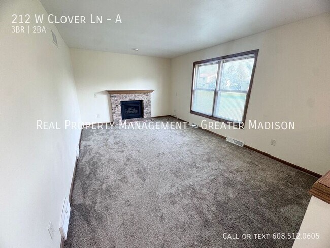 Foto del edificio - 212 W Clover Ln