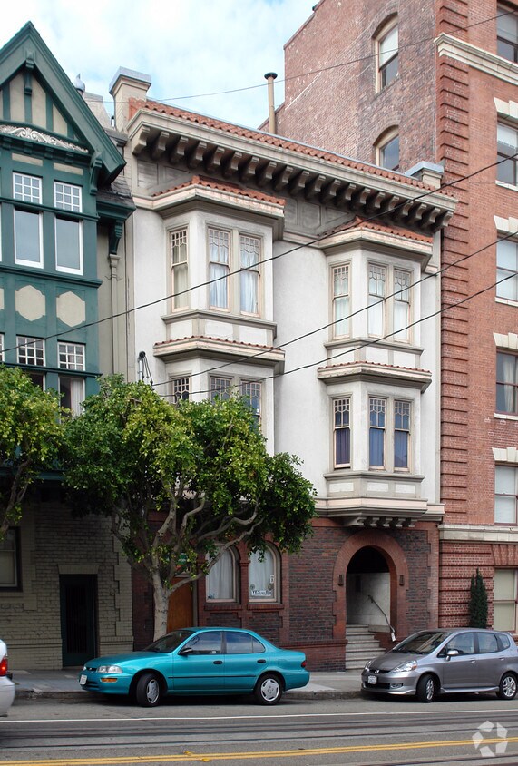 Building Photo - 1325 Hyde St