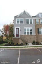 Building Photo - 10665 Hinton Wy