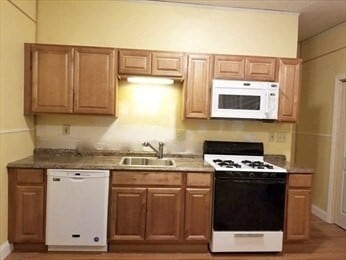 Building Photo - 47 Cocasset St