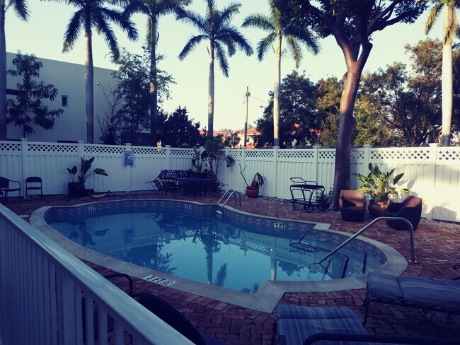 Photo - 3356 Bird Ave Apartment