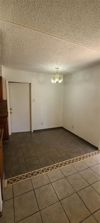Building Photo - 750 Sunburst Dr
