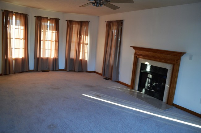 Building Photo - 55 Anson Ln