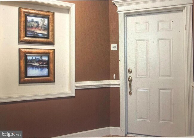 Building Photo - 6202 Lilac Ct