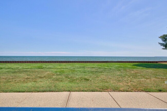 Foto del edificio - 26070 N Lake Dr