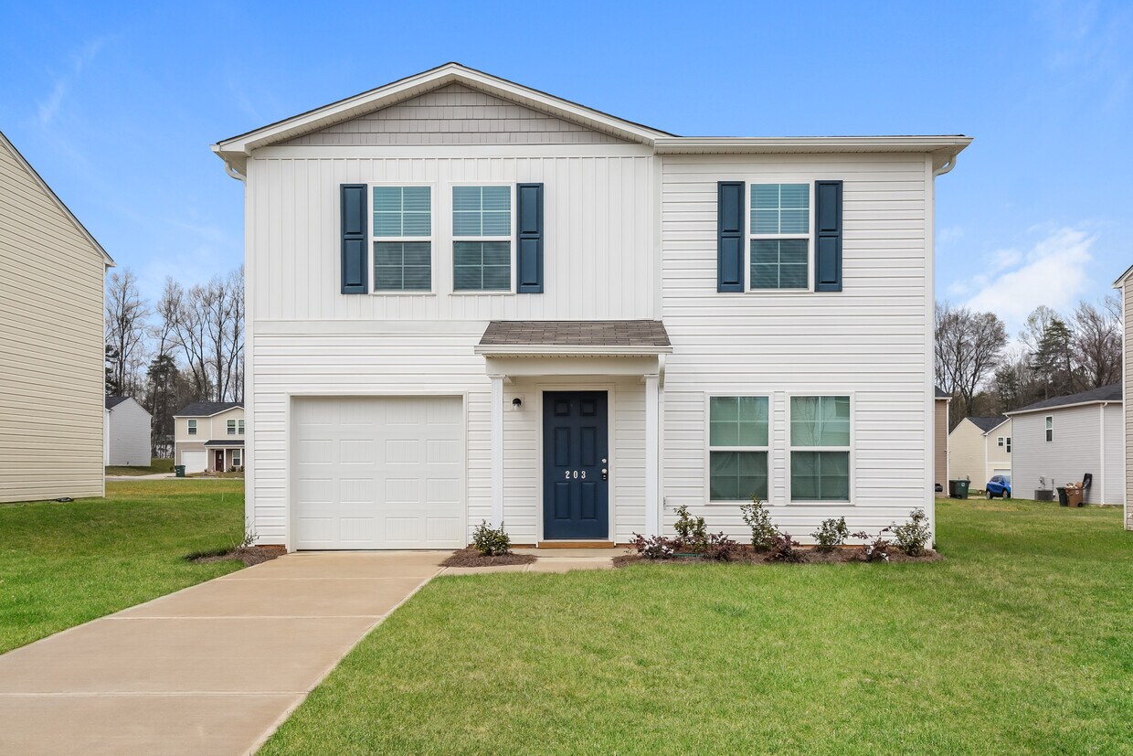 203 Pleasant Willow Pi, Greensboro, NC House Rental in Greensboro, NC