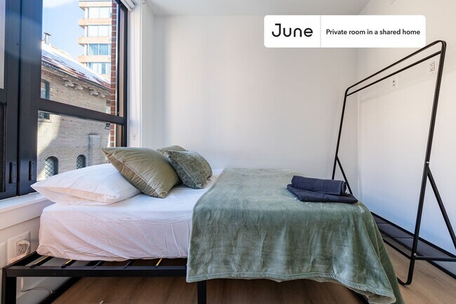 Foto del edificio - Room in Shared 4 bed/2 bath home