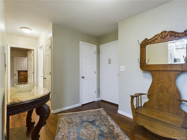 Foto del edificio - 2333 Palmer Ave