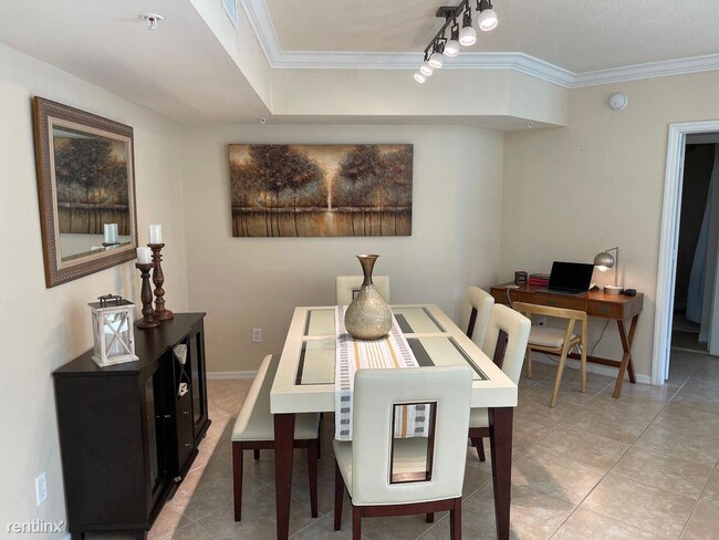 Foto del edificio - 2 br, 2 bath House - 600 S Dixie Hwy Apt 720