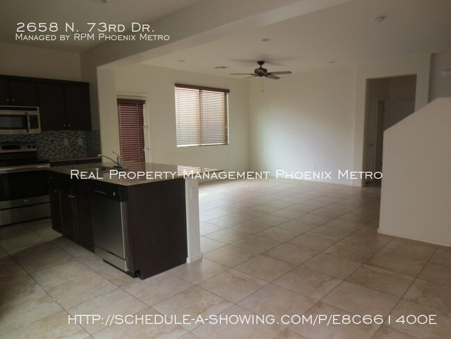 Foto del edificio - 3 BEDROOM HOME IN IMMACULATE CONDITION!!