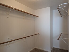 Building Photo - 5618 Savannah Woods Ln