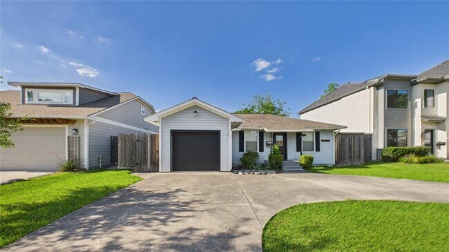 Foto del edificio - 1658 Du Barry Ln