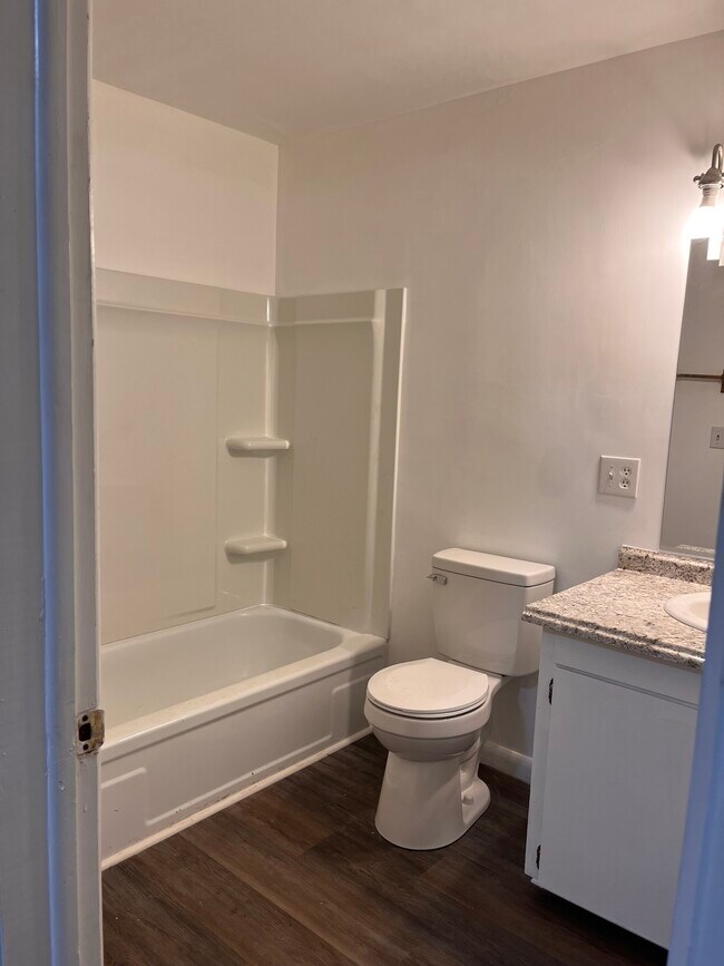 Baño - 163B Campbell St