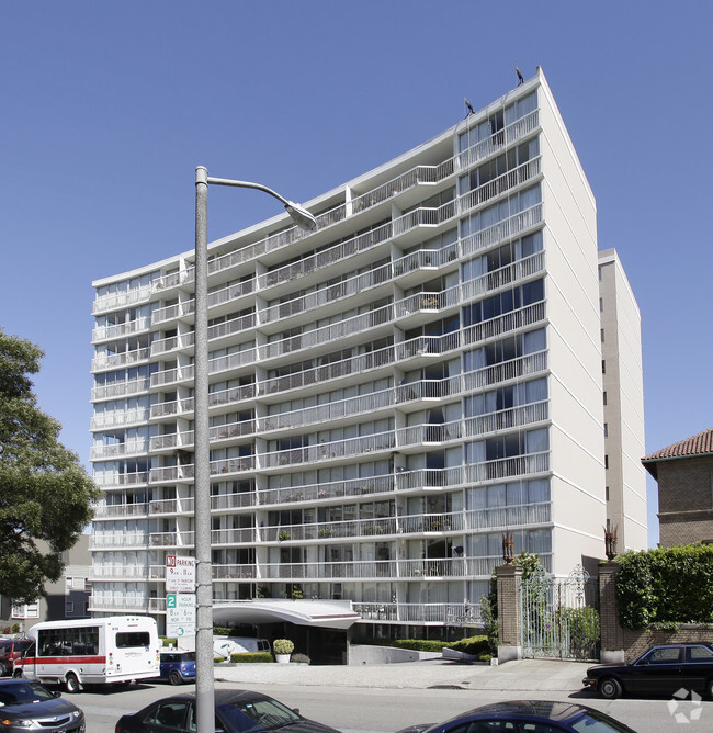 Building Photo - Washington Tower Apartments