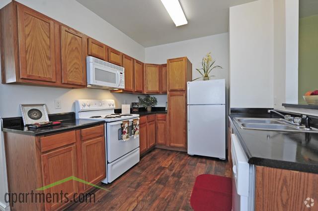 Kitchen - Southwest Pines