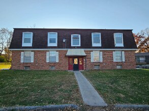 Building Photo - 8709 Countryshire Ln