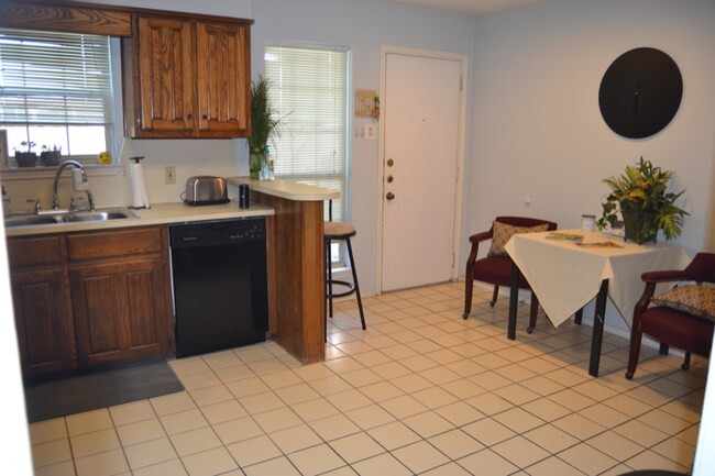 Foto del edificio - 1357 S 11th St