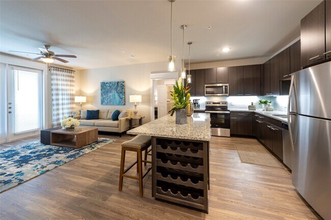 Building Photo - 1616 Partnership Way