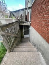 Building Photo - 166 St Lawrence Dr