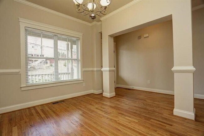 Building Photo - 1729 Marietta Rd NW