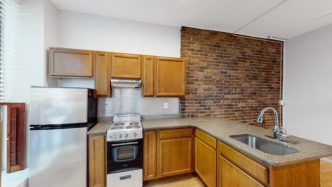 Foto del edificio - 476 Shawmut Ave
