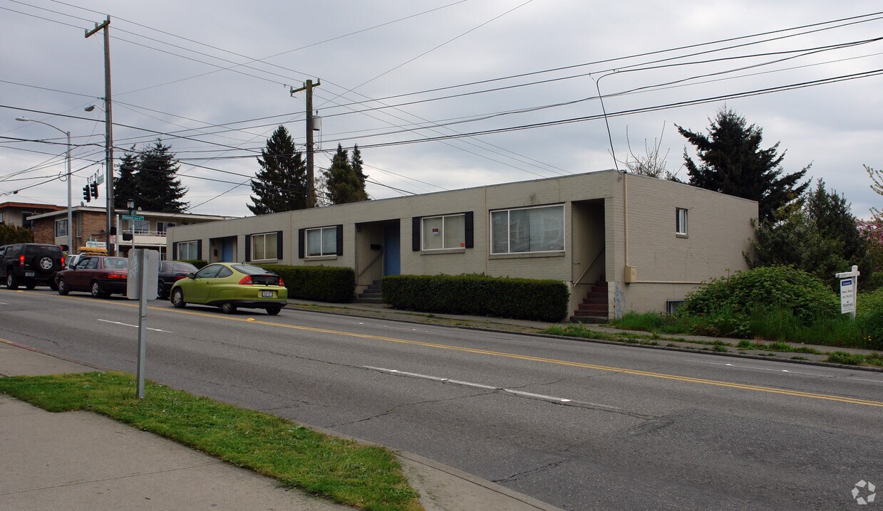 Crestwood Apartments Apartments in Seattle, WA