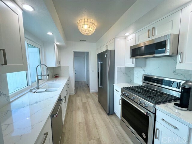 Foto del edificio - 33431 Spinnaker Dr N
