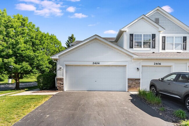Foto del edificio - 2404 Golf Ridge Cir