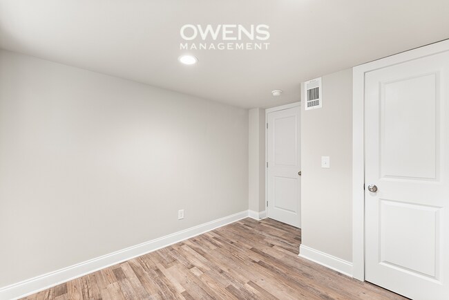 Foto del edificio - Downtown Gainesville Living Available Imme...