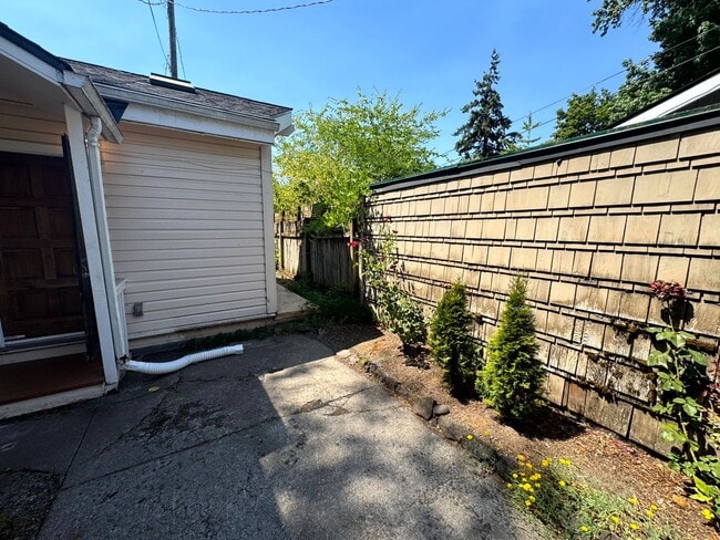 Photo - 1574 Jefferson St Townhome