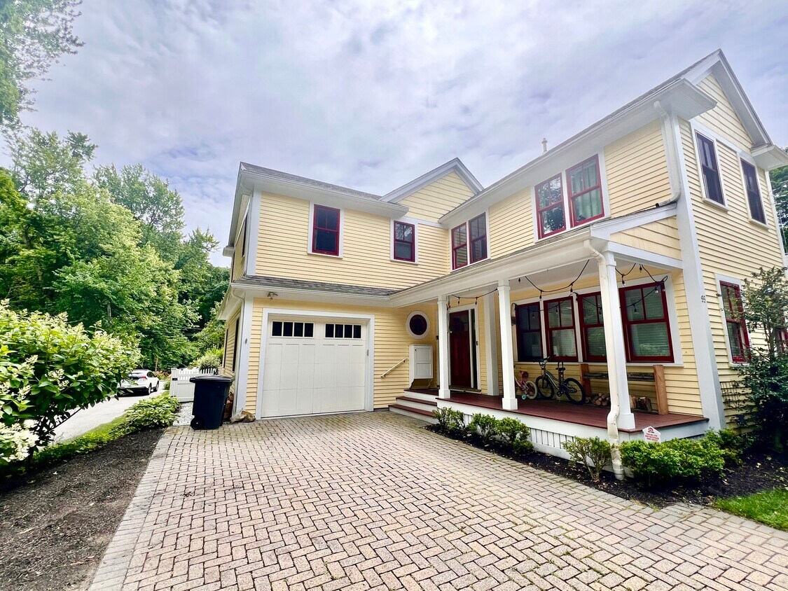 Foto principal - 95 Woburn St