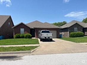 Building Photo - 3509 Juniper