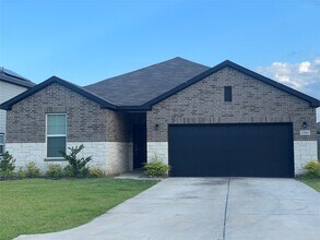 Building Photo - 11885 Whirlaway Dr