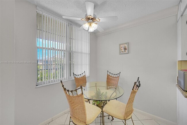 Foto del edificio - 4850 NW 29th Ct