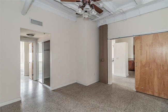 Building Photo - 221 W Lancaster Ave
