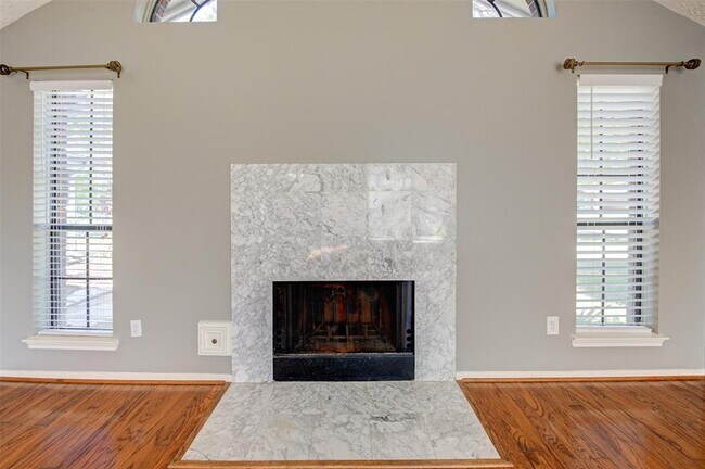 Building Photo - 4914 Pecan Grove Dr