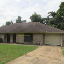 Building Photo - 2560 Culbertson St