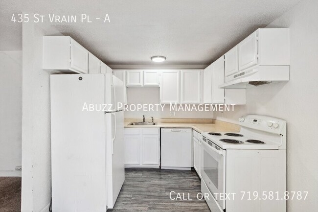 Building Photo - 435 St Vrain Pl