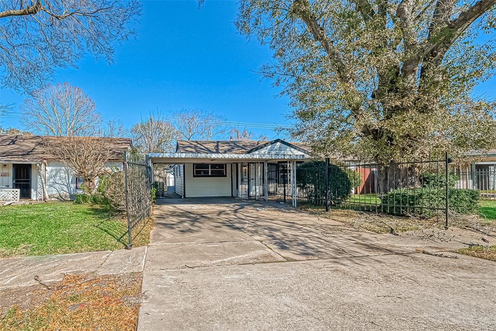 4905 Brinkley St, Houston, TX 77033 House Rental in Houston, TX