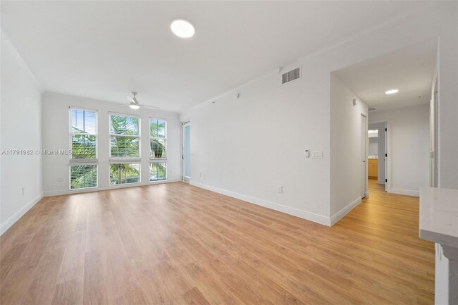 Foto del edificio - 10170 SW 7th St