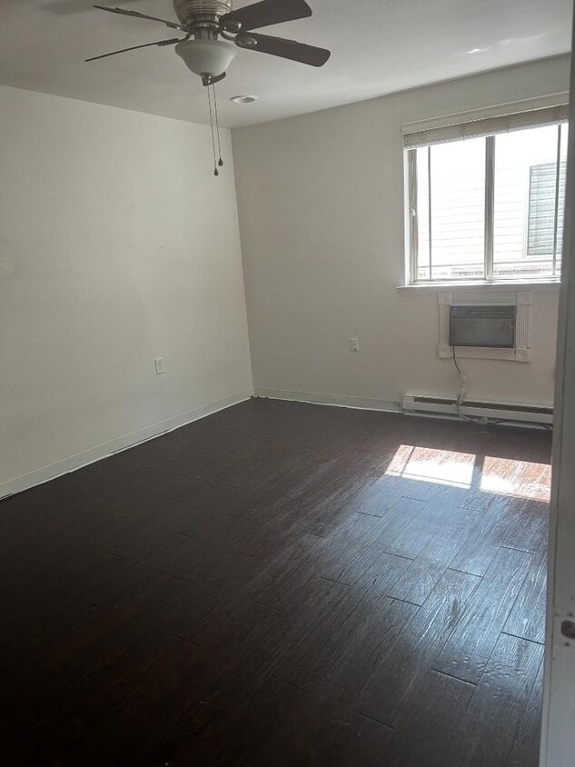 Building Photo - 1809 Meadowgreen Dr