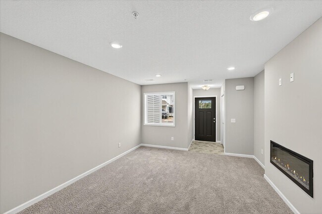 Building Photo - 25585 3rd St W
